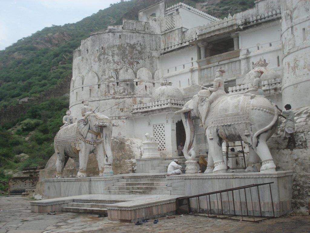 Sirohi City Of Rajasthan - Rajasthani Tadka